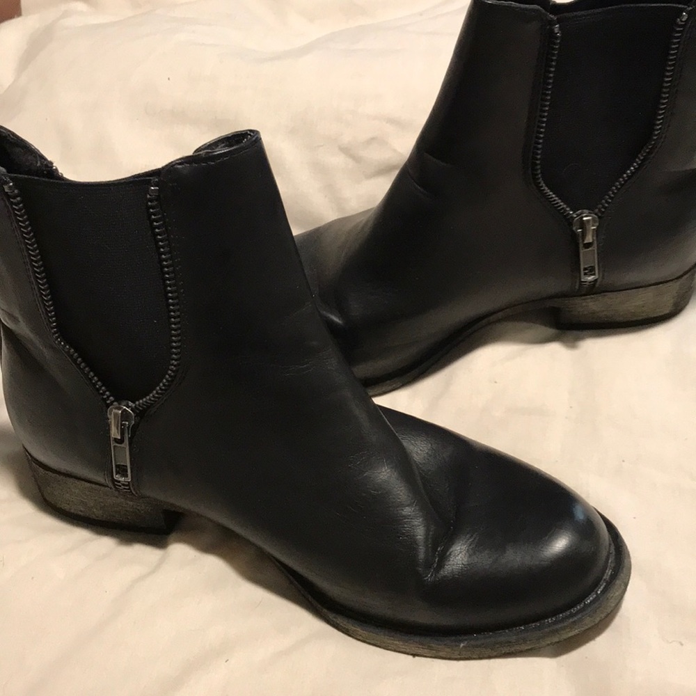 Rocket dog boots